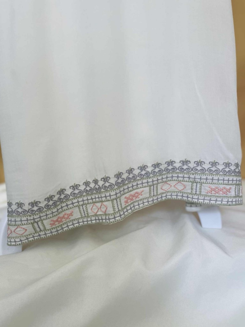 Lovposh Bohemian BOHO chic wedding bridal embroidered Maxi Dress fit M & L - Picture 3 of 4